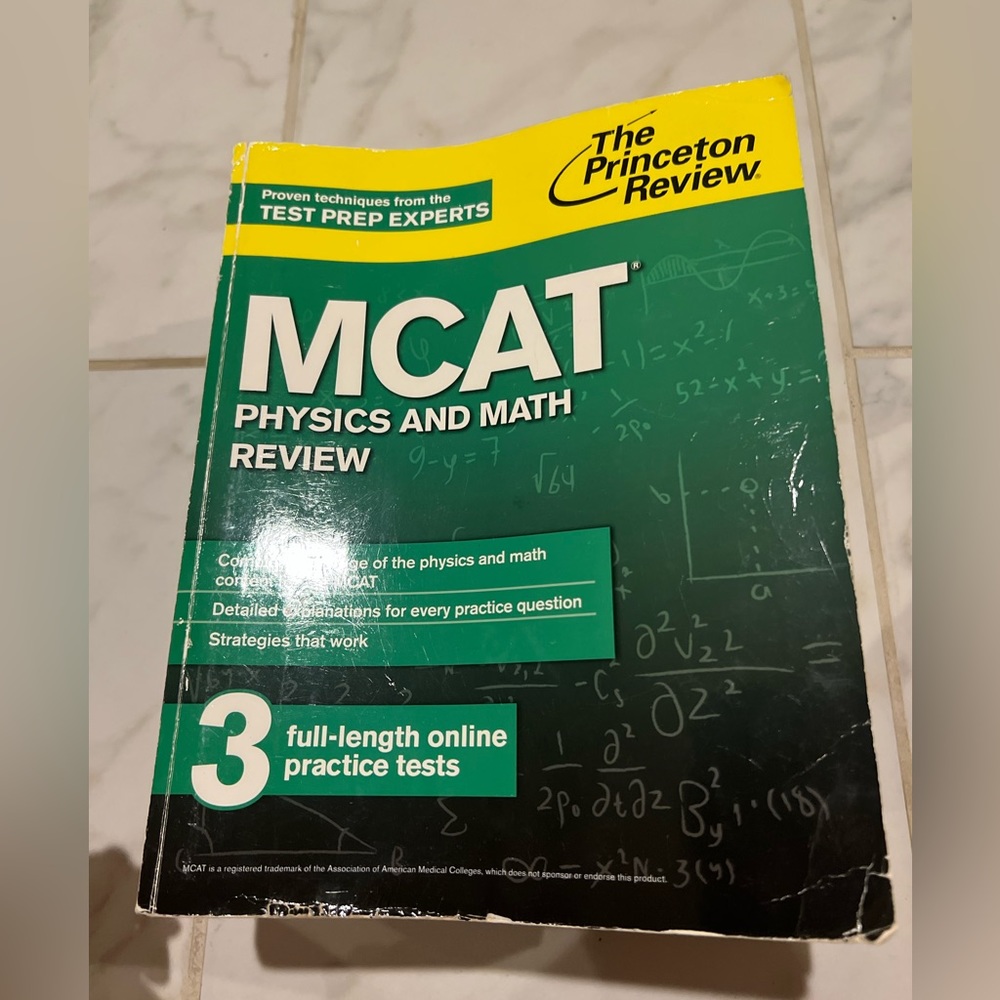 5 MCAT Kaplan study books !! Collection.